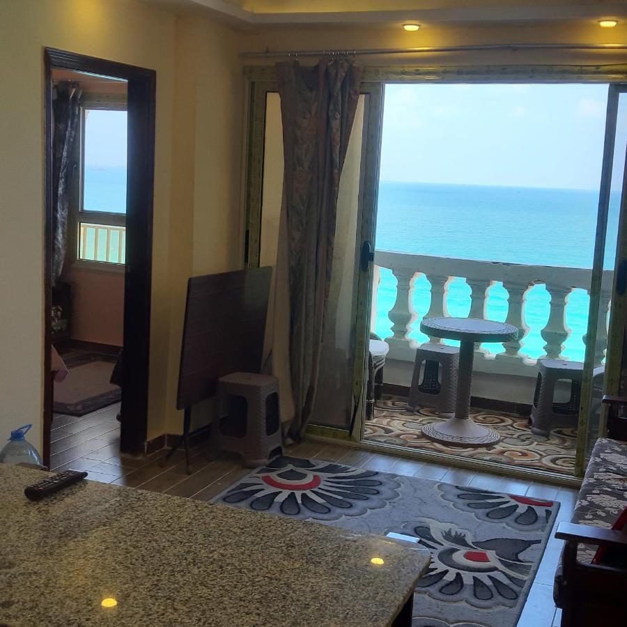 Panorama Sea View Apartment: Coast Getaway *