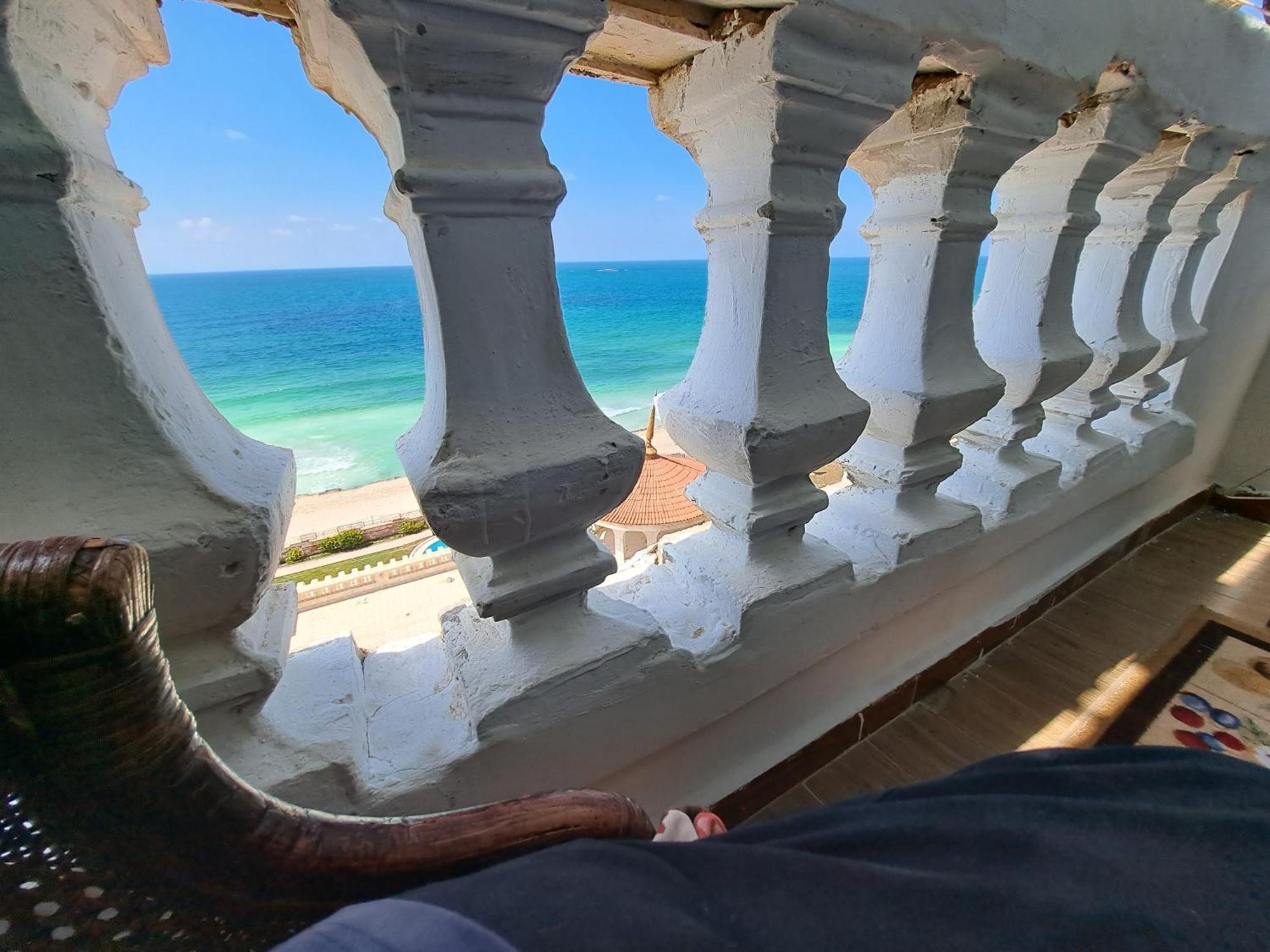Panorama Sea View Apartment: Coast Getaway